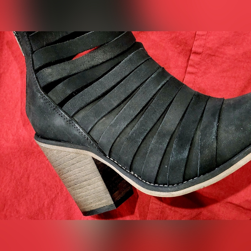 FREE PEOPLE | Strappy Suede Leather Bootie | Boho |Black Ankle Boot | EU 36 US 6 - Picture 6 of 15